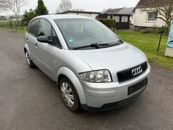 Silber Gebraucht 2001 Audi A2 Kleinwagen | 1.500 € (Guter Preis)