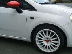 Weiß Gebraucht 2010 Fiat Punto Kleinwagen | 2.290 € (Fairer Preis)