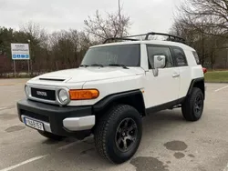 Weiß Gebraucht 2014 Toyota FJ Cruiser SUV | 21.900 €