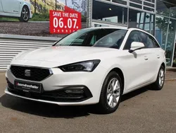 Weiß Gebraucht 2024 Seat Leon Style Limousine | 23.990 € (Guter Preis)