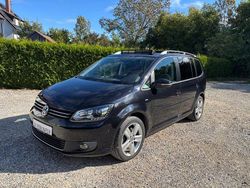 Schwarz Gebraucht 2013 VW Touran Life Van / Kleinbus | 8.990 € (Guter Preis)