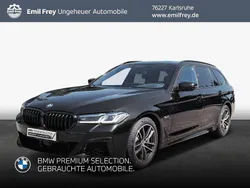 Saphirschwarz Gebraucht 2022 BMW 530e M Sport Kombi | 37.990 € (Fairer Preis)