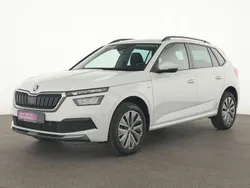 Weiss Gebraucht 2021 Skoda Kamiq Clever SUV | 21.718 € (Fairer Preis)