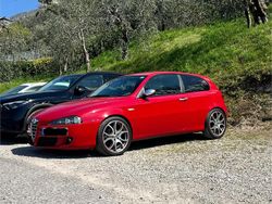 Rot Gebraucht 2007 Alfa Romeo 147 Kleinwagen | 3.000 € (Teuer)