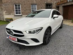 Weiß Gebraucht 2021 Mercedes CLA200 Shooting Brake Business Kombi | 18.981 € (Fairer Preis)