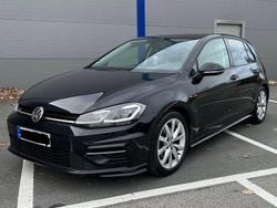 Schwarz Gebraucht 2019 VW Golf VII Highline Limousine | 15.800 € (Guter Preis)