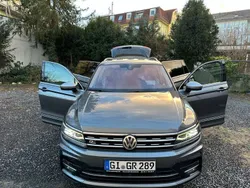 Grau Gebraucht 2018 VW Tiguan Allspace Highline SUV | 24.700 € (Fairer Preis)