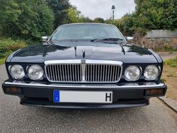 Blau Gebraucht 1991 Jaguar XJ40 Limousine | 7.900 €