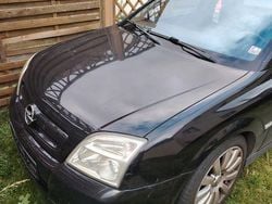 Schwarz Gebraucht 2005 Opel Signum Cosmo Kleinwagen | 1.500 € (Fairer Preis)