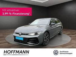 Grau Gebraucht 2024 VW Passat R-line Kombi | 52.480 € (Teuer)
