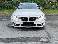Weiß Gebraucht 2015 BMW 318 M Sport Kombi | 8.500 € (Superpreis)