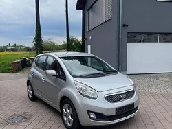Silber Gebraucht 2011 Kia Venga 2 Kleinwagen | 3.499 € (Fairer Preis)