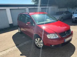 Rot Gebraucht 2005 VW Touran Van / Kleinbus | 3.150 € (Fairer Preis)