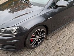 Schwarz Gebraucht 2014 VW Golf VII GTD Limousine | 12.800 € (Fairer Preis)