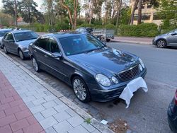 Grau Gebraucht 2006 Mercedes E280 Avantgarde Limousine | 2.501 € (Superpreis)