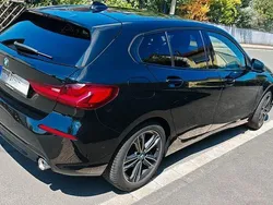 Schwarz Gebraucht 2020 BMW 118 Sport Line Kleinwagen | 22.000 € (Fairer Preis)