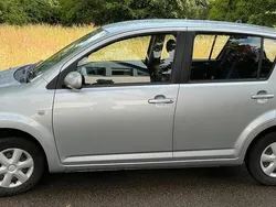Silber Gebraucht 2009 Subaru Justy Kleinwagen | 1.350 €