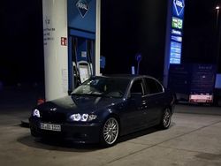 Blau Gebraucht 2004 BMW 320 M Sport Limousine | 2.699 € (Guter Preis)