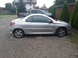 Silber Gebraucht 2004 Peugeot 206 CC Platinum Cabrio | 1.995 € (Fairer Preis)