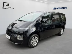 Schwarz Gebraucht 2024 Hyundai Staria Trend Van | 44.490 € (Fairer Preis)