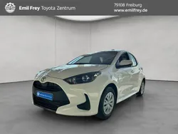 Schneeweiß Neu 2025 Toyota Yaris Hybrid Business Edition Limousine | 22.690 € (Guter Preis)
