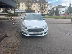 Weiß Gebraucht 2016 Ford S-MAX S Van / Kleinbus | 5.500 € (Guter Preis)