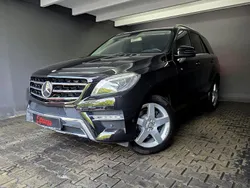 Schwarz Gebraucht 2013 Mercedes ML350 AMG line SUV | 22.990 € (Fairer Preis)