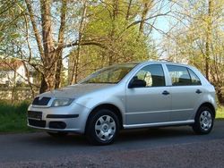 Silber Gebraucht 2006 Skoda Fabia Classic Kleinwagen | 1.590 € (Guter Preis)