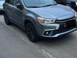 Grau Gebraucht 2020 Mitsubishi ASX SUV | 16.000 €