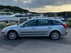Silber Gebraucht 2001 Renault Laguna II Authentique Kombi | 1.900 €