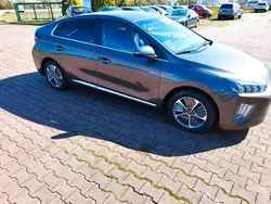 Grau Gebraucht 2022 Hyundai Ioniq Limousine | 19.900 €