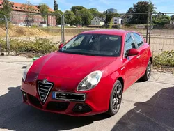 Rot Gebraucht 2010 Alfa Romeo Giulietta Turismo Kleinwagen | 5.990 € (Fairer Preis)