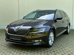 Schwarz Gebraucht 2018 Skoda Superb Style Kombi | 19.990 € (Fairer Preis)