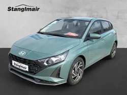 Grün Neu 2025 Hyundai i20 Trend Limousine | 21.890 € (Fairer Preis)