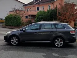 Grau Gebraucht 2009 Toyota Avensis Kombi | 3.700 € (Guter Preis)