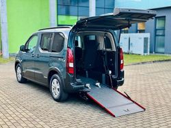 Blau Neu 2025 Peugeot Rifter GT Van / Kleinbus | 41.850 €