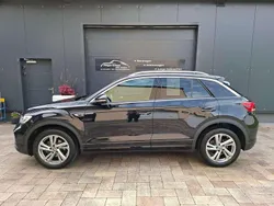 Deep black Gebraucht 2024 VW T-Roc R-line SUV | 29.890 € (Fairer Preis)