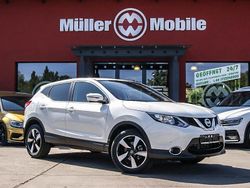 Weiß Gebraucht 2017 Nissan Qashqai N-Connecta SUV | 17.900 € (Teuer)