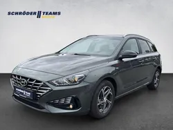 Grau Gebraucht 2022 Hyundai i30 Edition 30 Kombi | 17.990 € (Fairer Preis)
