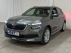 Andere farbe Gebraucht 2023 Skoda Kamiq Style SUV | 28.950 € (Etwas zu teuer)