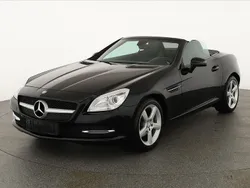 Schwarz Gebraucht 2013 Mercedes SLK200 Cabrio | 20.495 € (Etwas zu teuer)