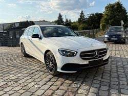 Weiß Gebraucht 2022 Mercedes E300 Kombi | 26.900 € (Guter Preis)