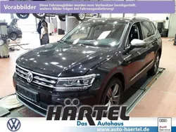 Deep black perleffekt, pearl effect Gebraucht 2018 VW Tiguan Allspace Highline SUV | 25.000 € (Fairer Preis)
