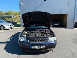 Blau Gebraucht 2002 Audi A3 Attraction Limousine | 1.199 € (Guter Preis)