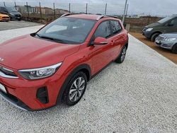(beg) signal red m Neu 2024 Kia Stonic Vision SUV | 20.990 € (Fairer Preis)