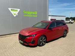 Rot Gebraucht 2024 Peugeot 308 GT Kombi | 24.900 € (Guter Preis)