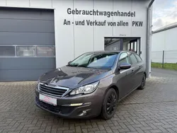Grau Gebraucht 2015 Peugeot 308 Active Kombi | 9.900 € (Fairer Preis)