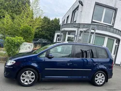 Blau Gebraucht 2010 VW Touran Highline Van / Kleinbus | 6.490 € (Superpreis)