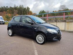 Schwarz Gebraucht 2015 Lancia Ypsilon S Kleinwagen | 4.900 € (Fairer Preis)