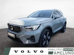 Grün Gebraucht 2022 Volvo XC40 Plus SUV | 38.390 € (Etwas zu teuer)